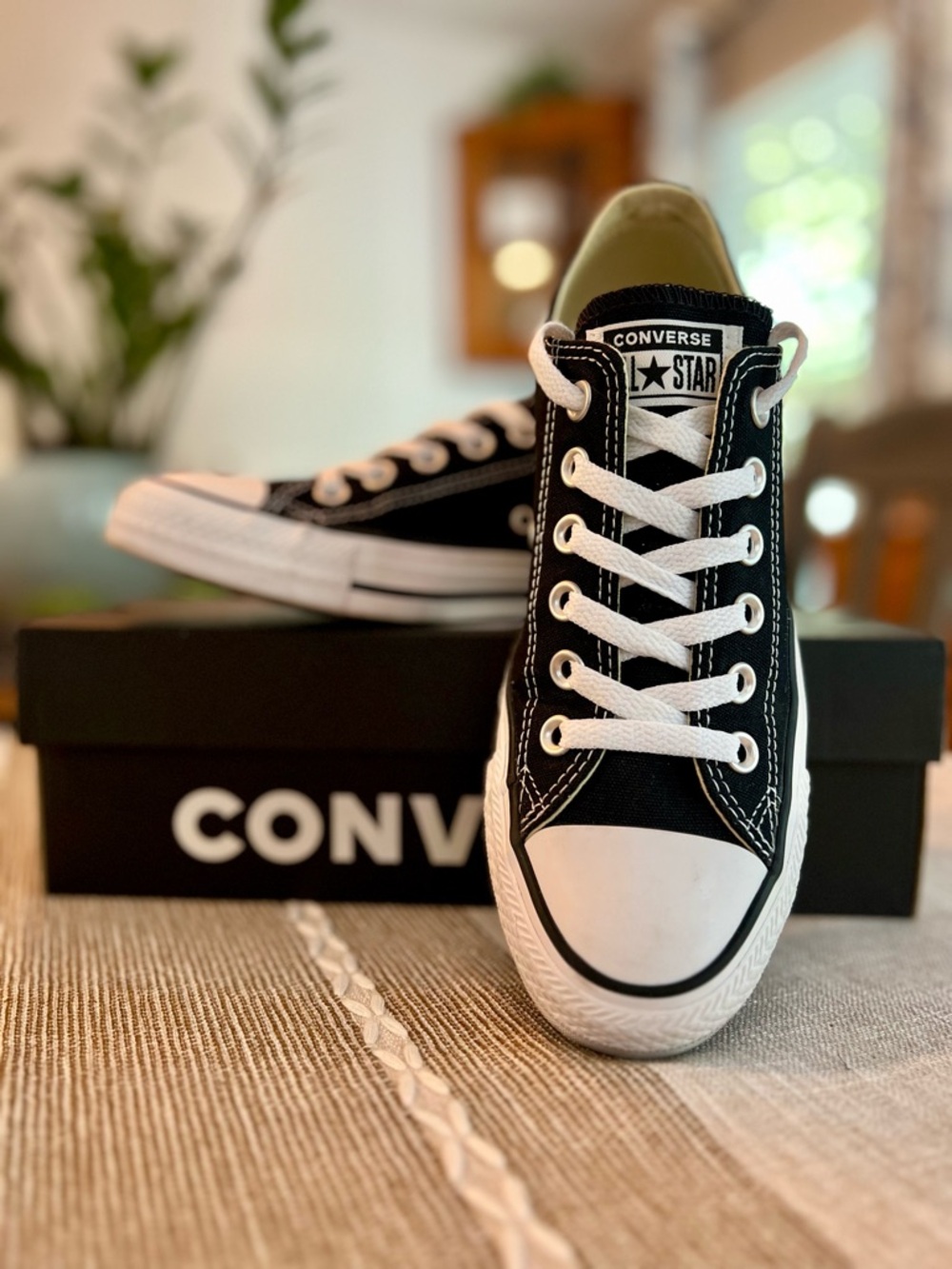 🏀Converse Chuck Taylor All Star Low Top Black White Unisex 7.5 Women / 5.5 Men